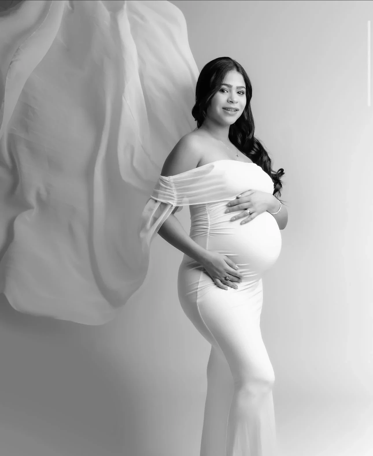 Fotografía de maternidad de la colección de Angel Photography Miami.